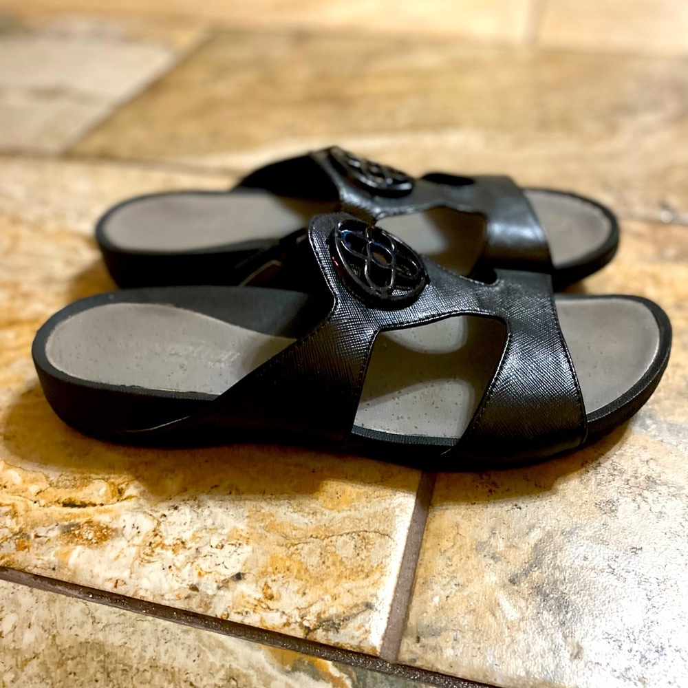 Women Easy Motion Sandal Slide by Easy Street